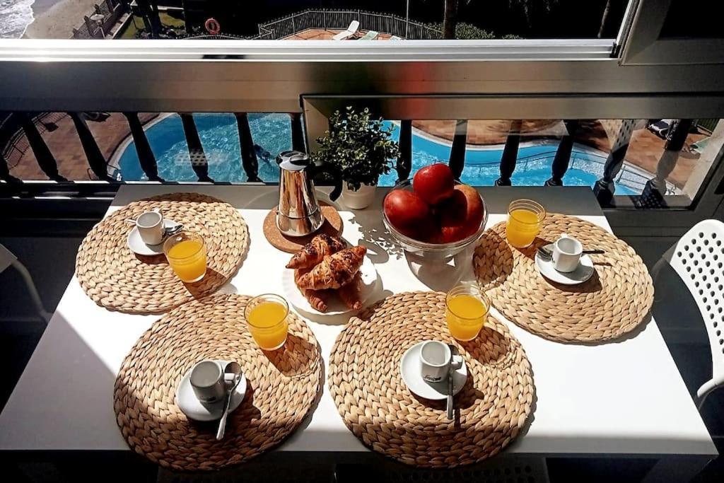 Newly Refurbished Beachfront Apartment. San Bartolomé Extérieur photo